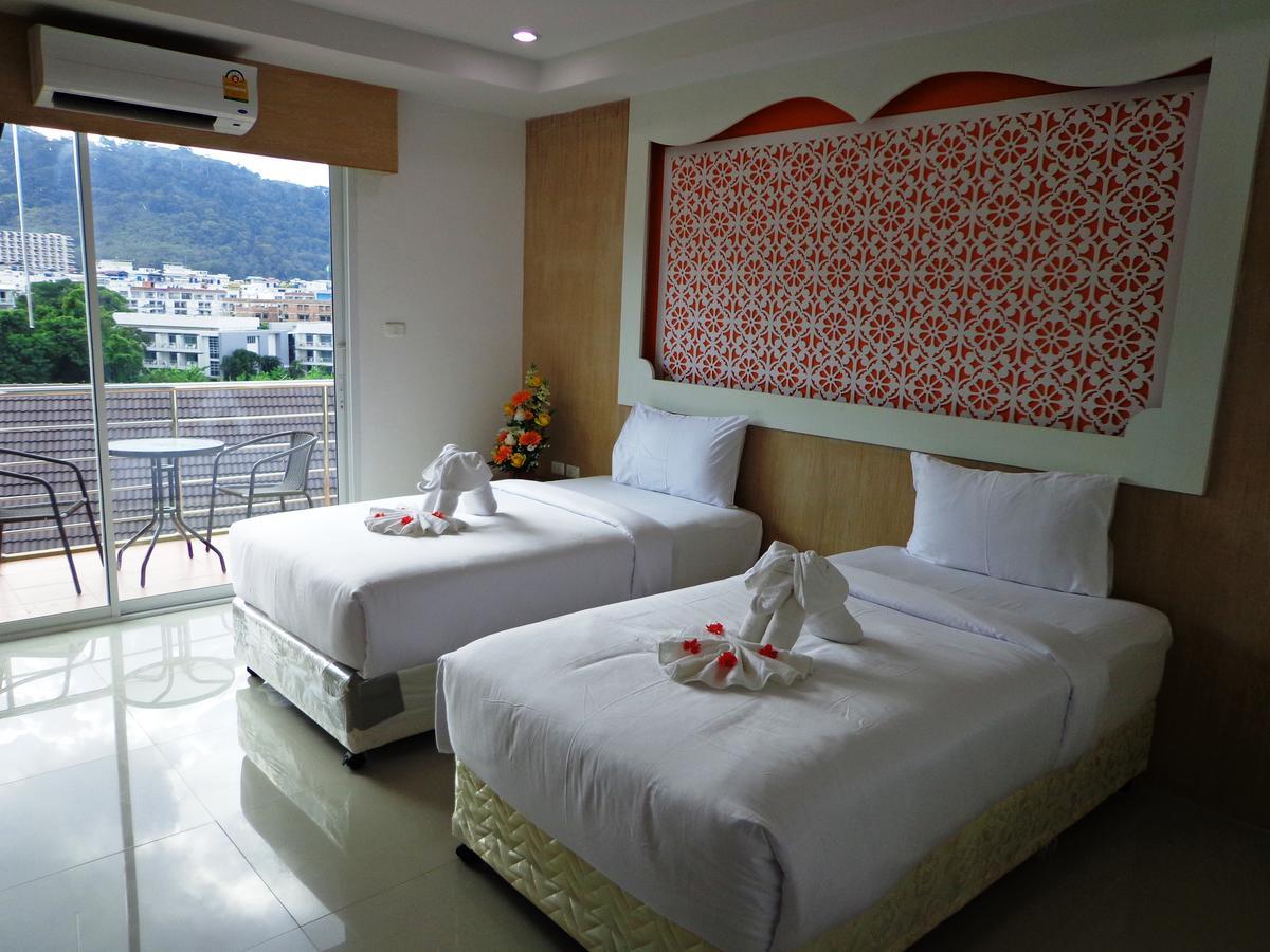 Red Sapphire Hotel Patong Ngoại thất bức ảnh