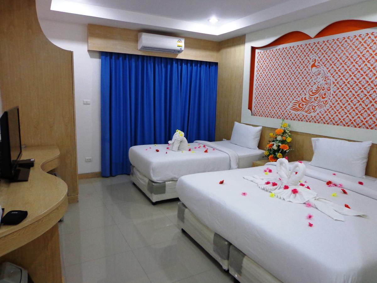 Red Sapphire Hotel Patong Ngoại thất bức ảnh