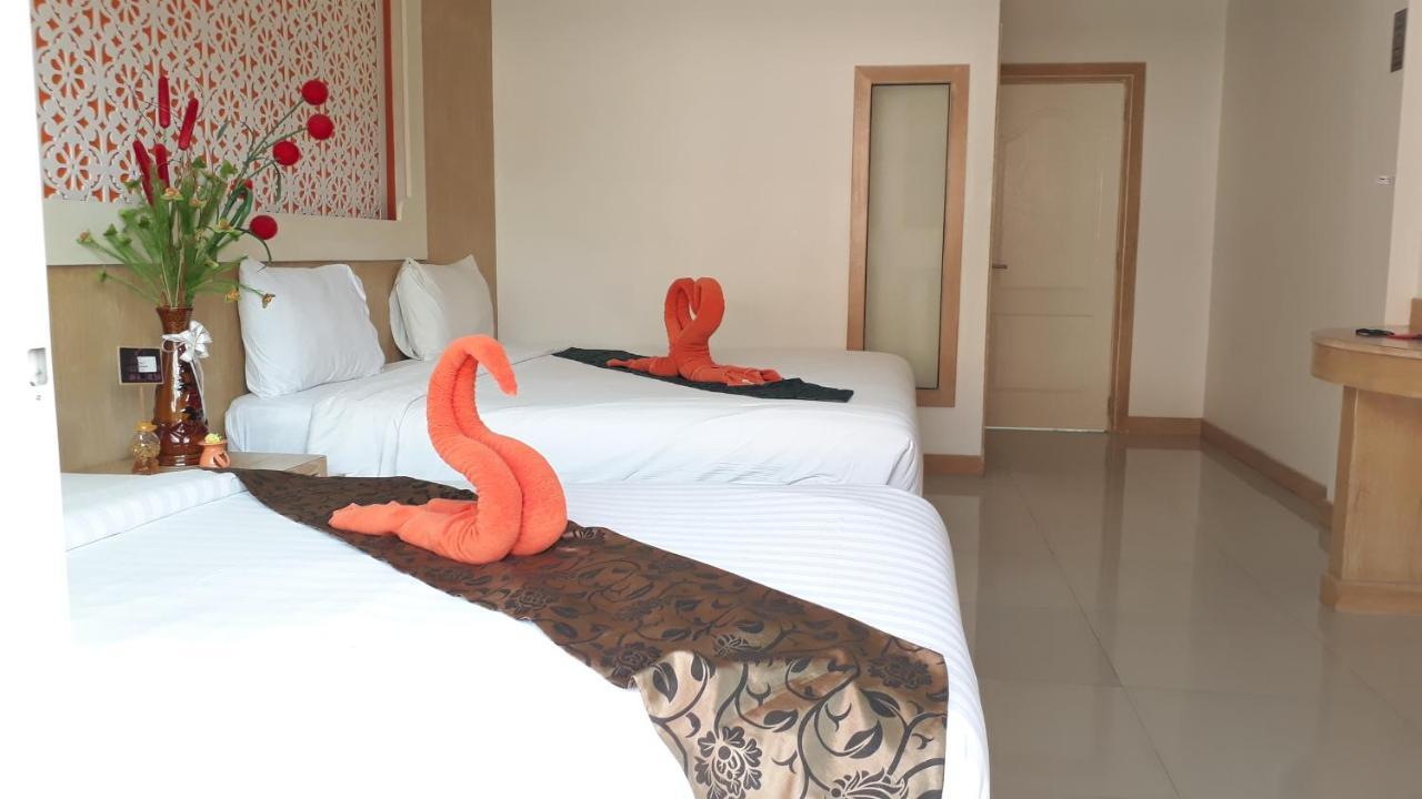 Red Sapphire Hotel Patong Ngoại thất bức ảnh