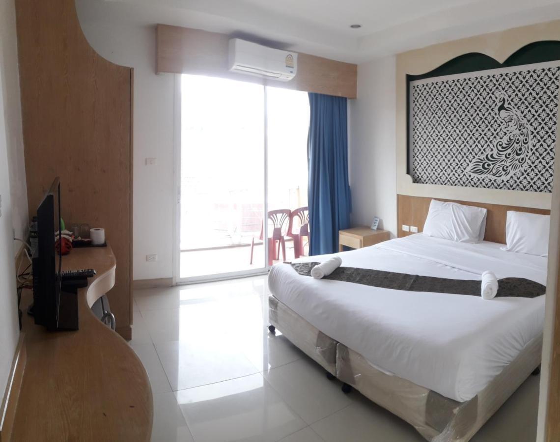 Red Sapphire Hotel Patong Ngoại thất bức ảnh