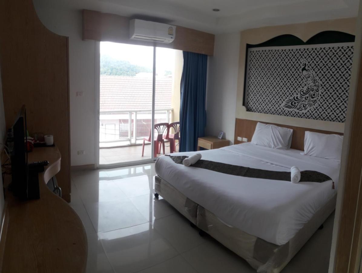 Red Sapphire Hotel Patong Ngoại thất bức ảnh